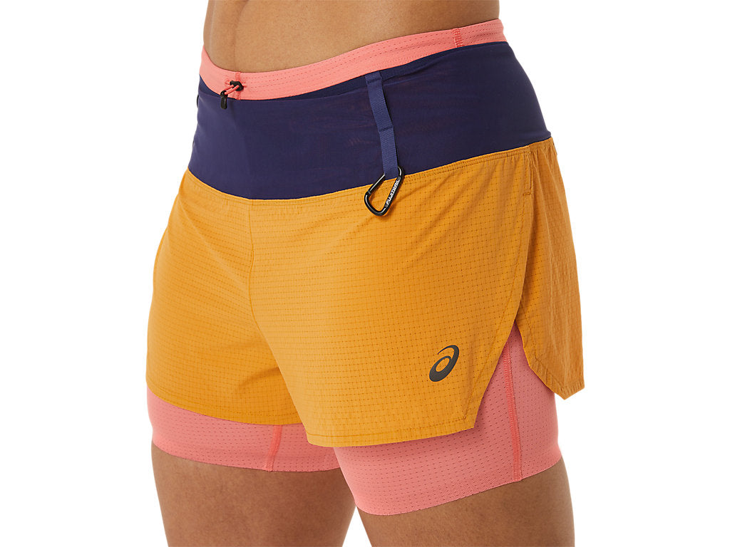 ASICS FUJITRAIL 2-N-1 SHORT I Damen